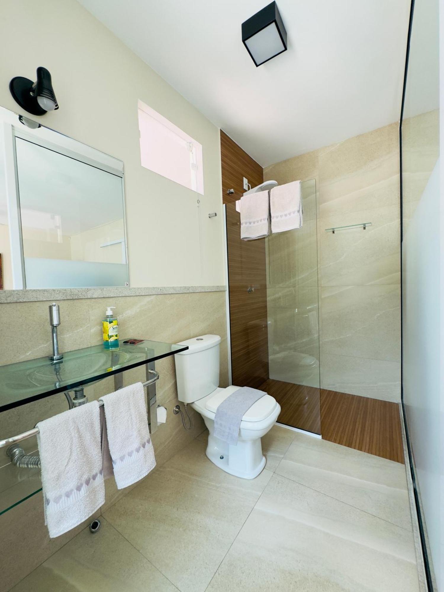 Pousada Familiar Vilage Bed & Breakfast Homestay Volta Redonda Exterior foto